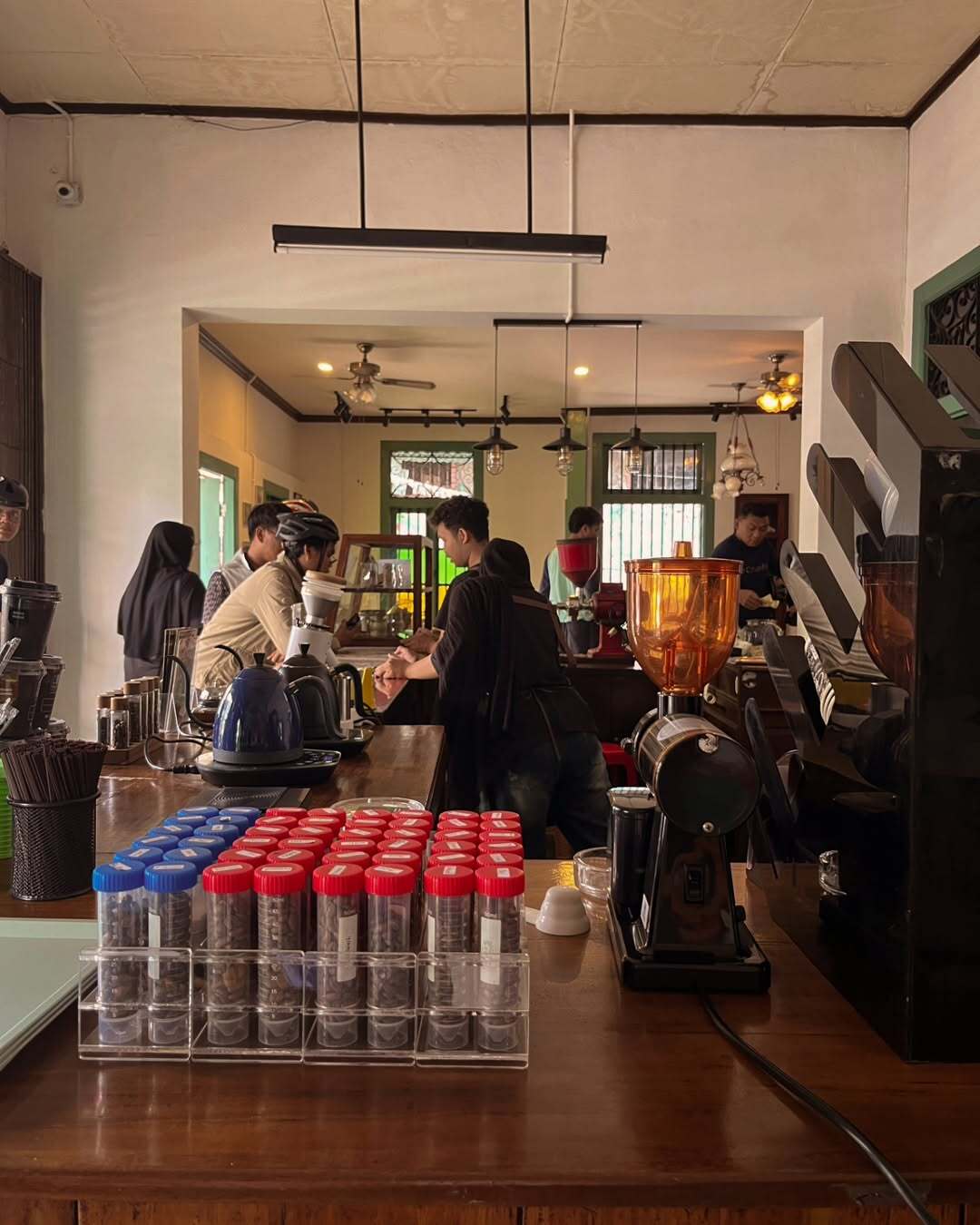 Kopi Bah Sipit Cap Kacamata